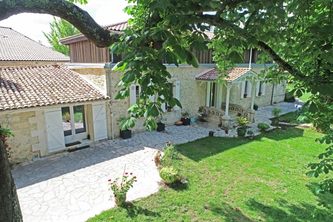 Bed and Breakfast Domaine de Garat à Floirac  Extérieur photo